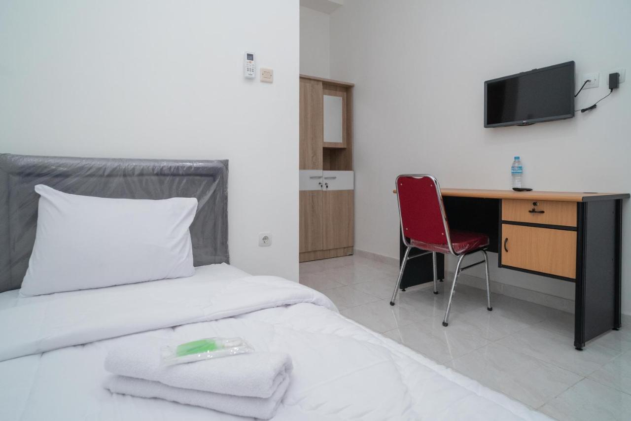 Hotel Mahagoni House Syariah Redpartner *